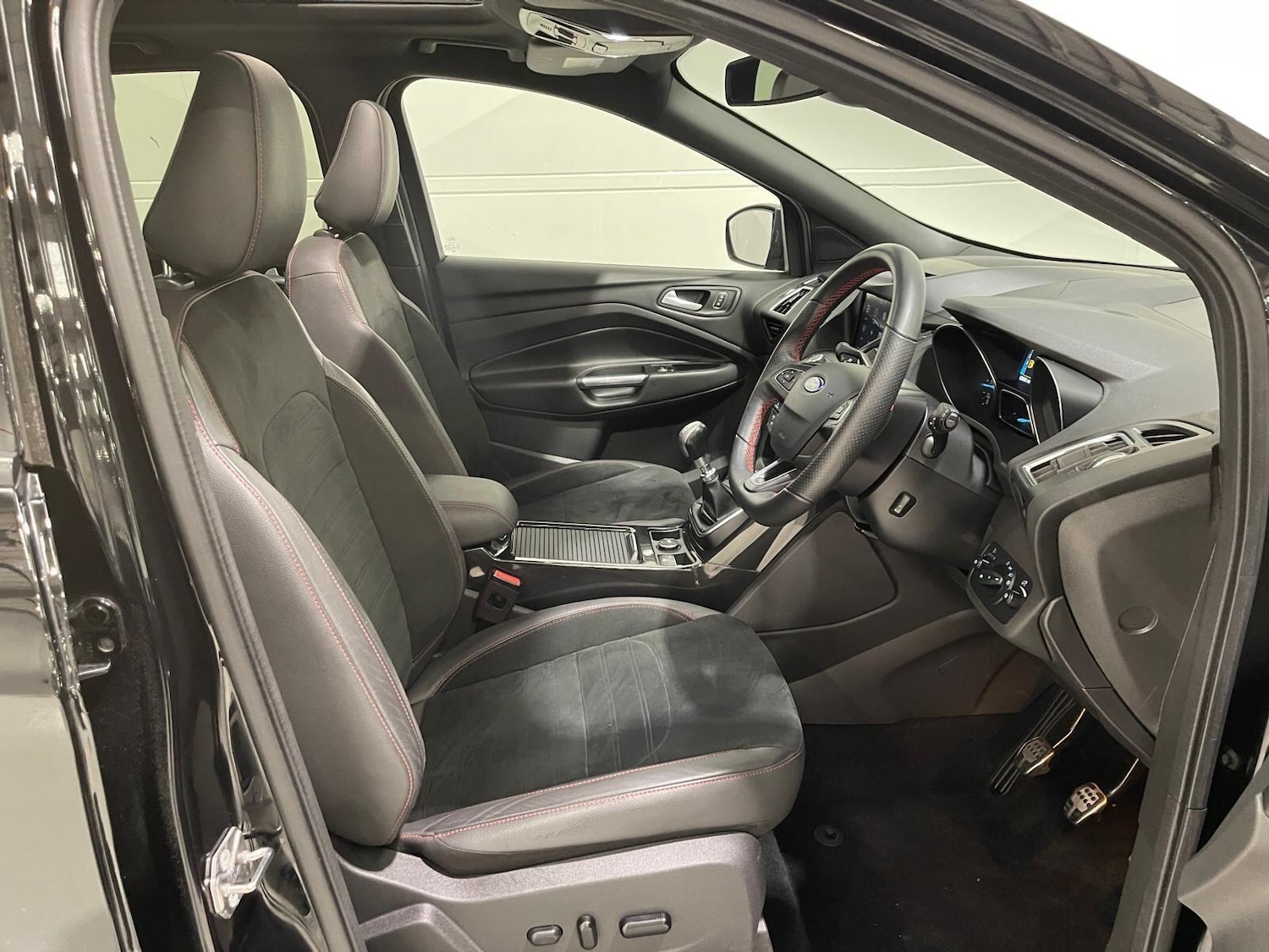 Used Ford Kuga 2020 for sale - 76399044: Photo 90