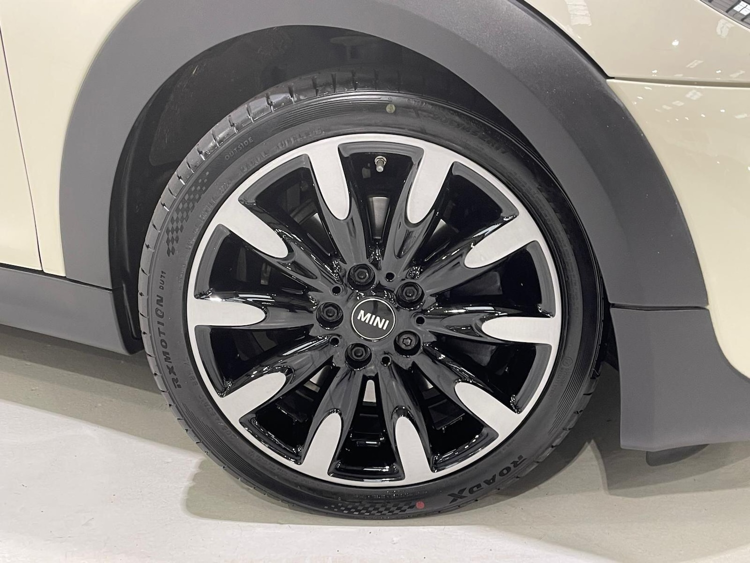 Used MINI Convertible 2021 for sale - 76398819: Photo 46