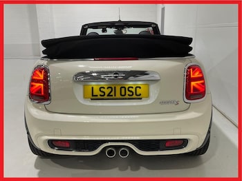 Used MINI Convertible 2021 for sale - 76398819: Photo
