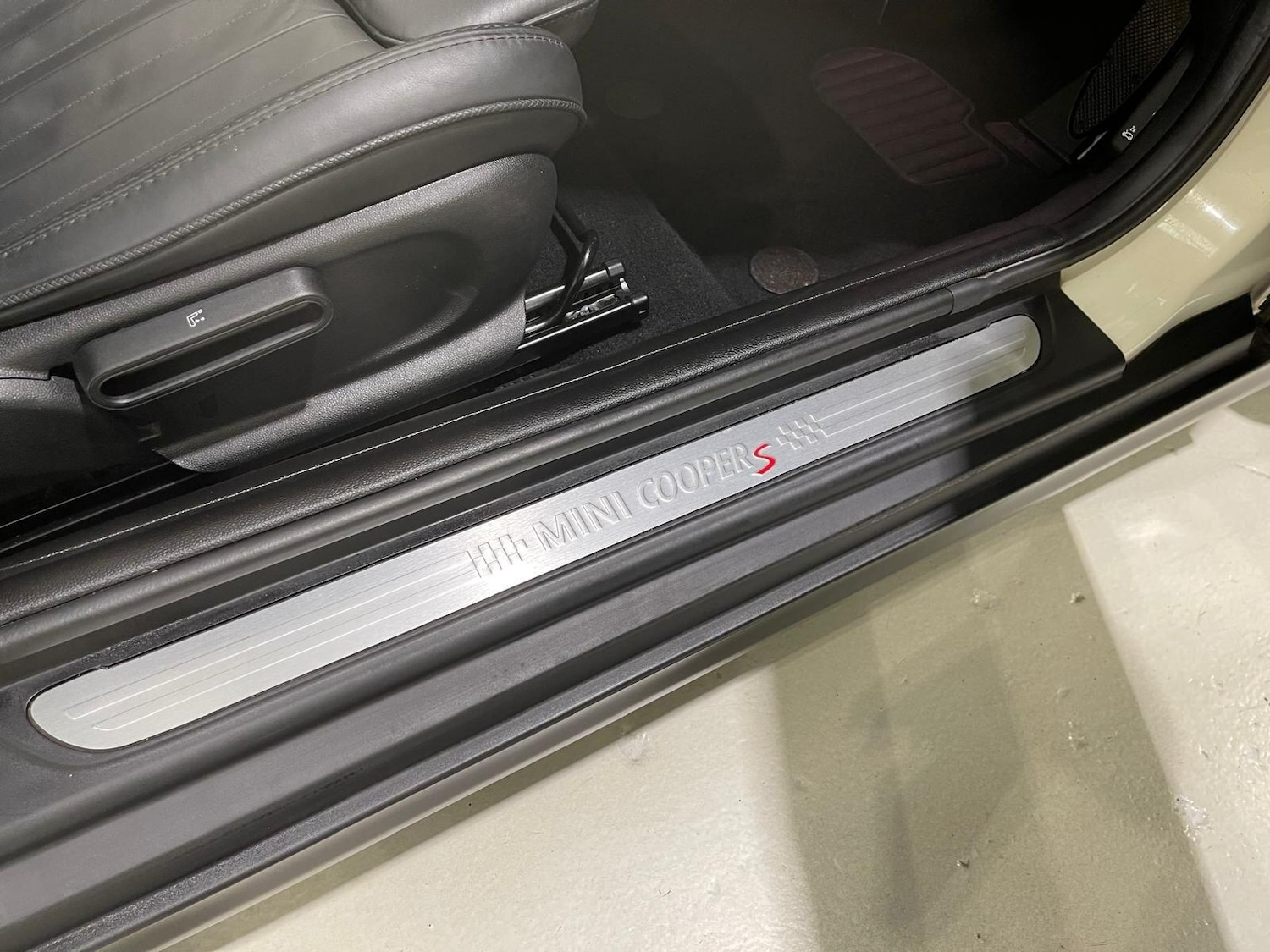 Used MINI Convertible 2021 for sale - 76398819: Photo 92