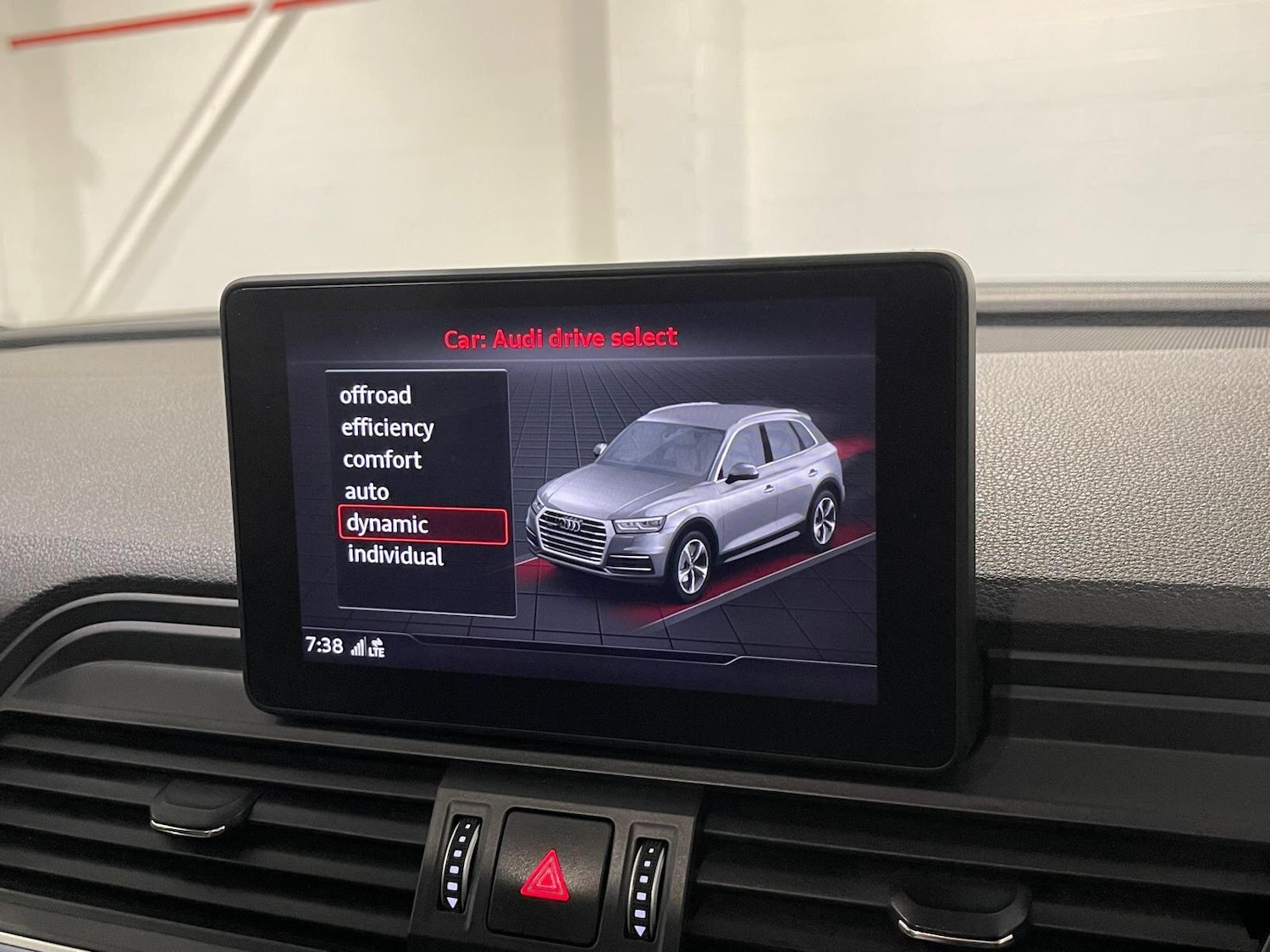 Used Audi Q5 2018 for sale - 76397911: Photo 15