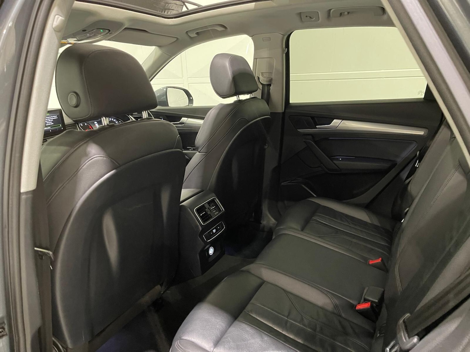 Used Audi Q5 2018 for sale - 76397911: Photo 35