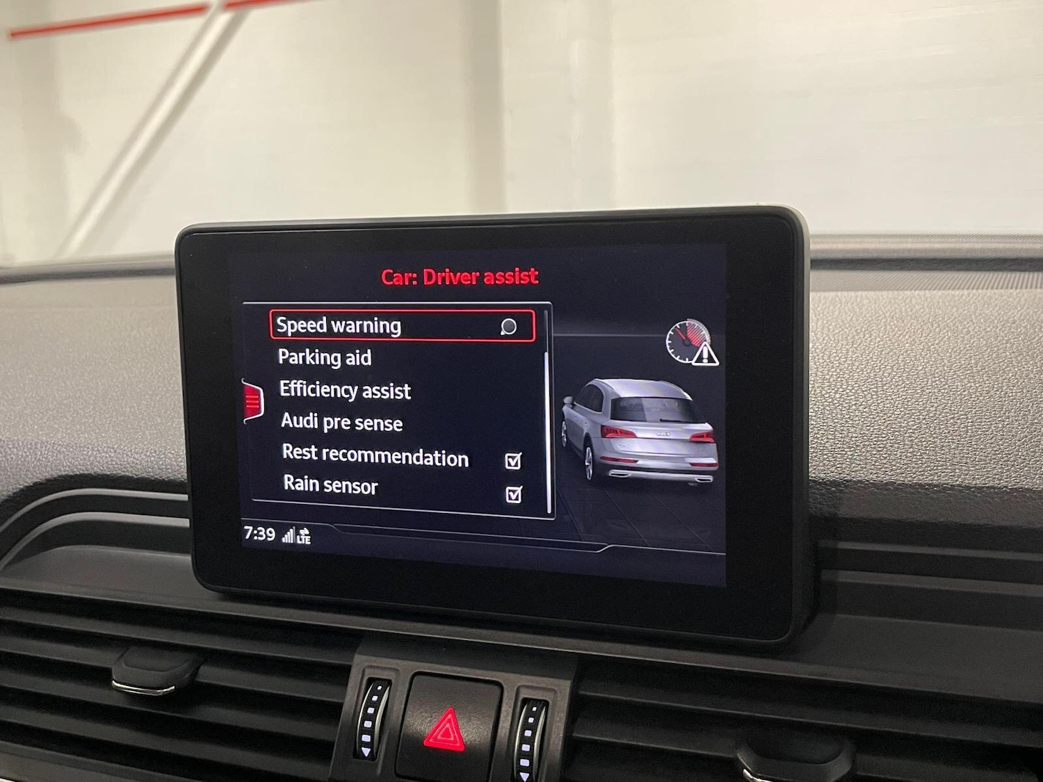 Used Audi Q5 2018 for sale - 76397911: Photo 79