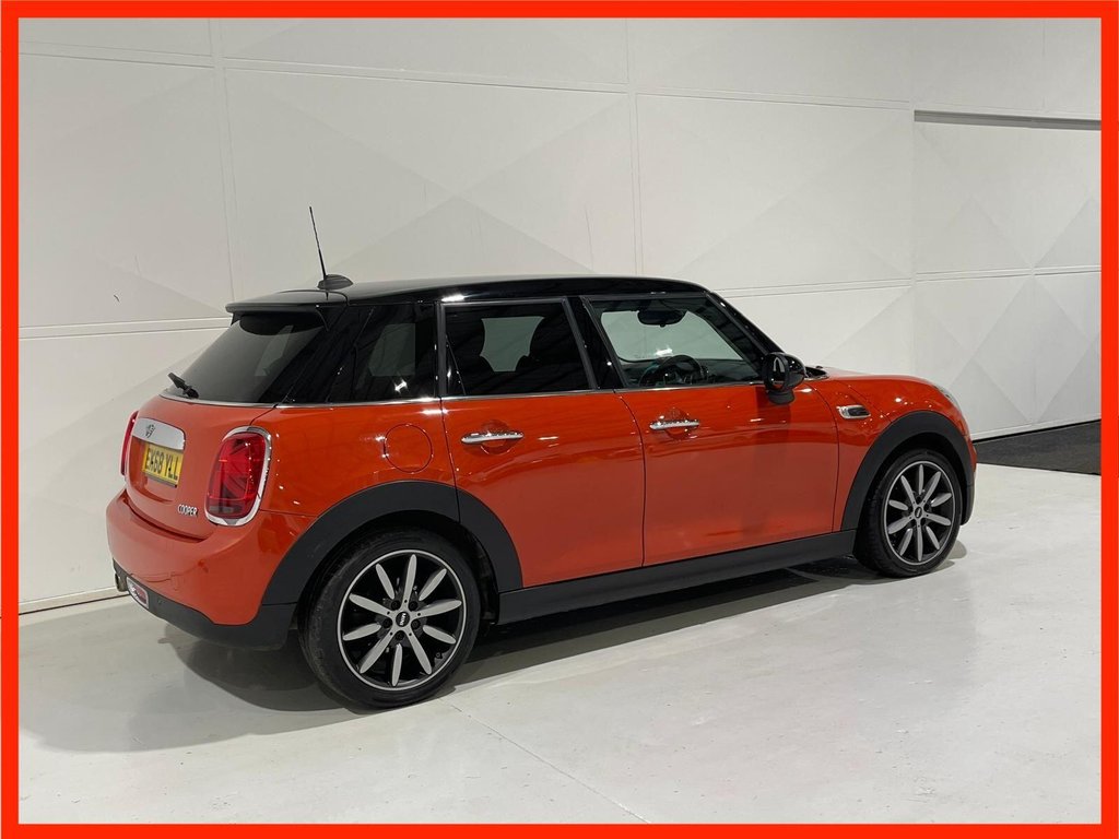 Used MINI Hatch 2018 for sale - 76900574: Photo 3