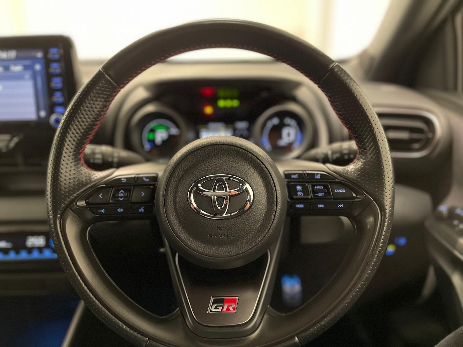 Used Toyota Yaris 2023 for sale - 76398731: Photo 11