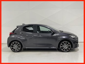 Used Toyota Yaris 2023 for sale - 76398731: Photo