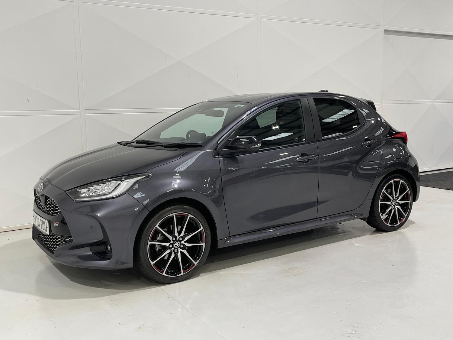 Used Toyota Yaris 2023 for sale - 76398731: Photo 7