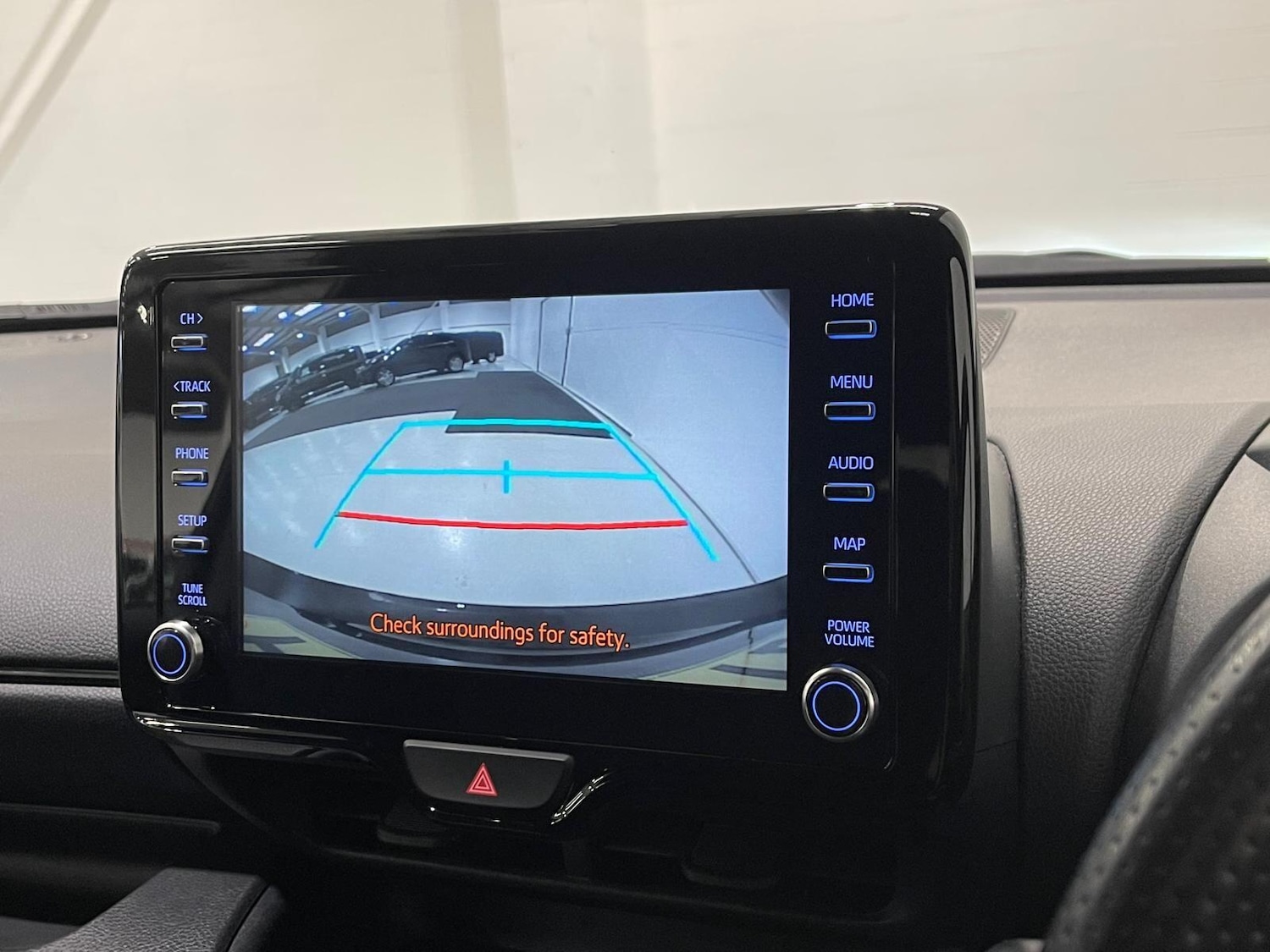 Used Toyota Yaris 2023 for sale - 76398731: Photo 73