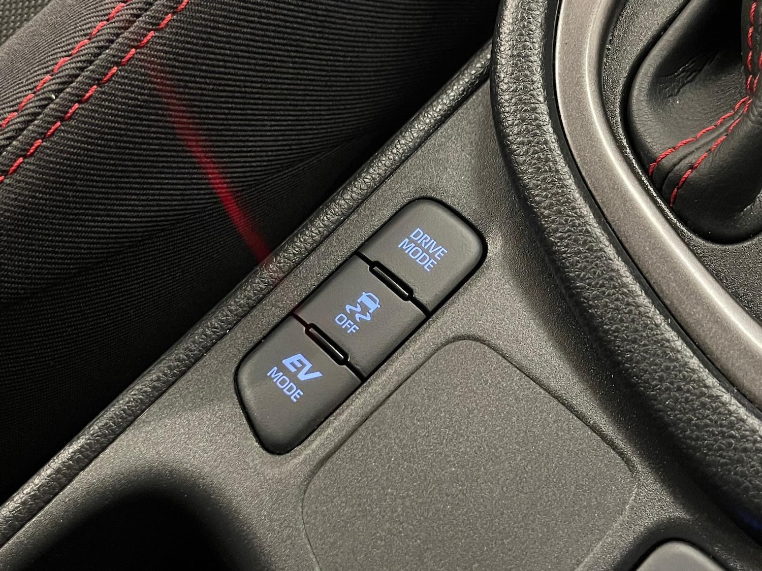 Used Toyota Yaris 2023 for sale - 76398731: Photo 79