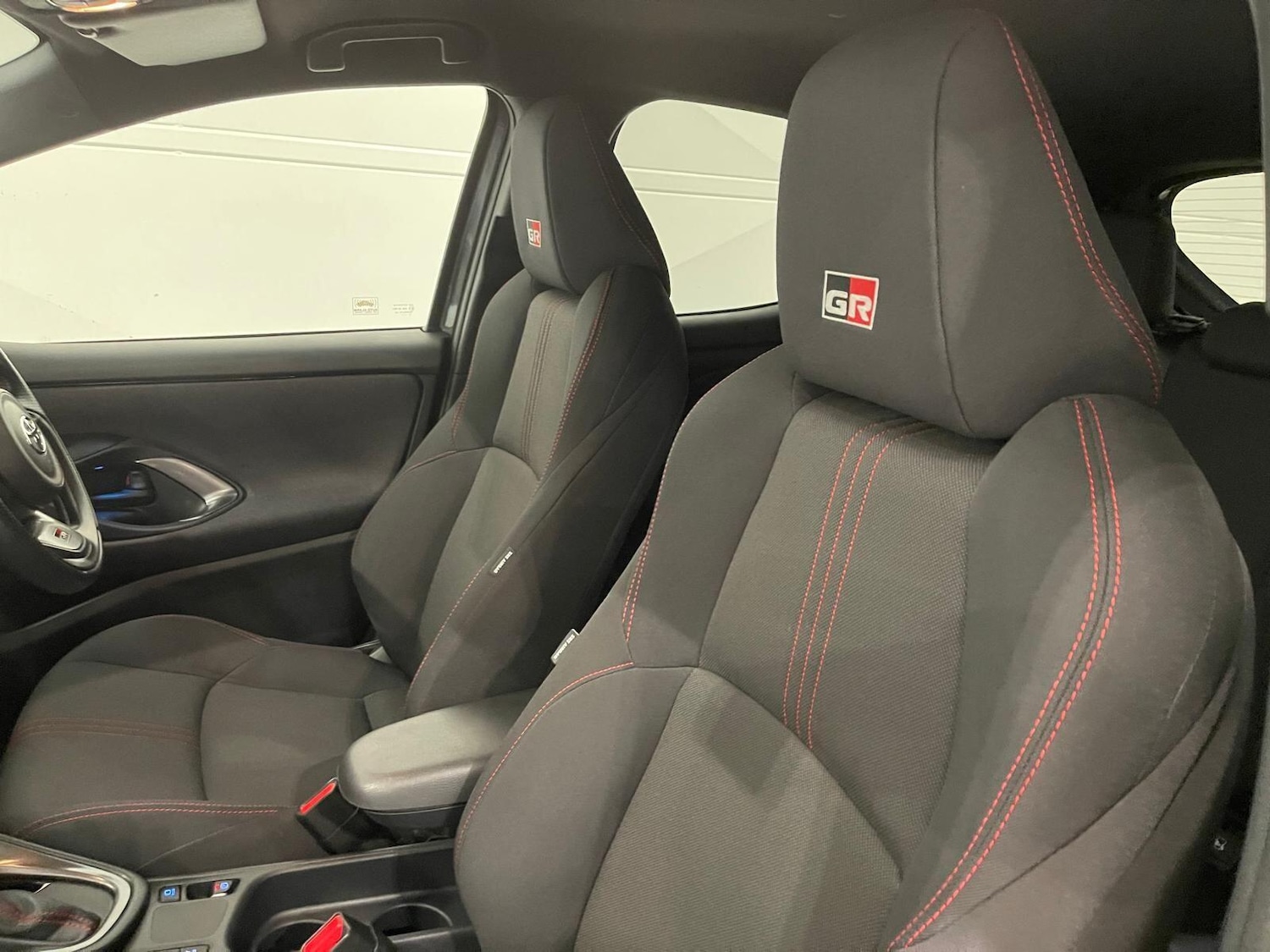 Used Toyota Yaris 2023 for sale - 76398731: Photo 90