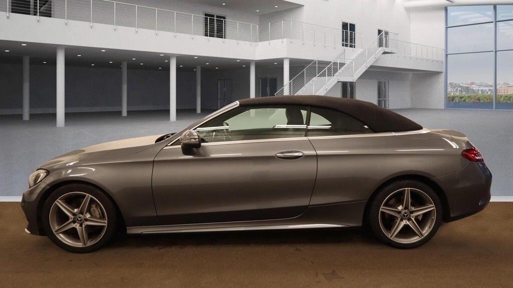 Used Mercedes-Benz C Class 2018 for sale - 76456766: Photo 5