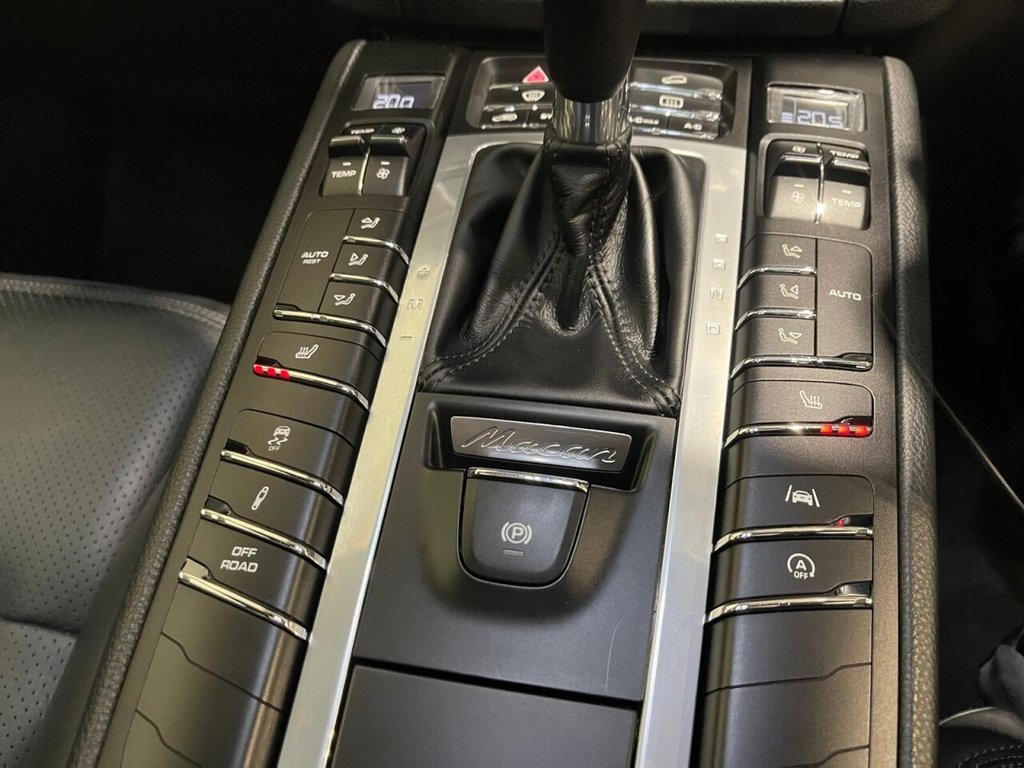 Used Porsche Macan 2018 for sale - 76481813: Photo 22