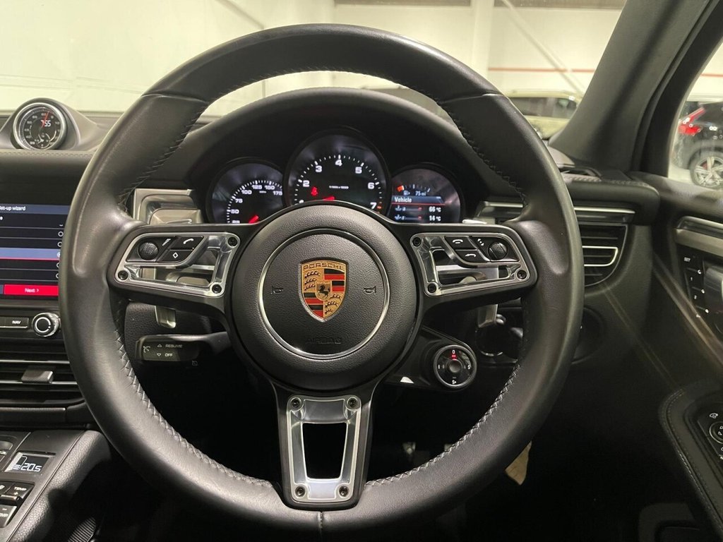 Used Porsche Macan 2018 for sale - 76481813: Photo 8