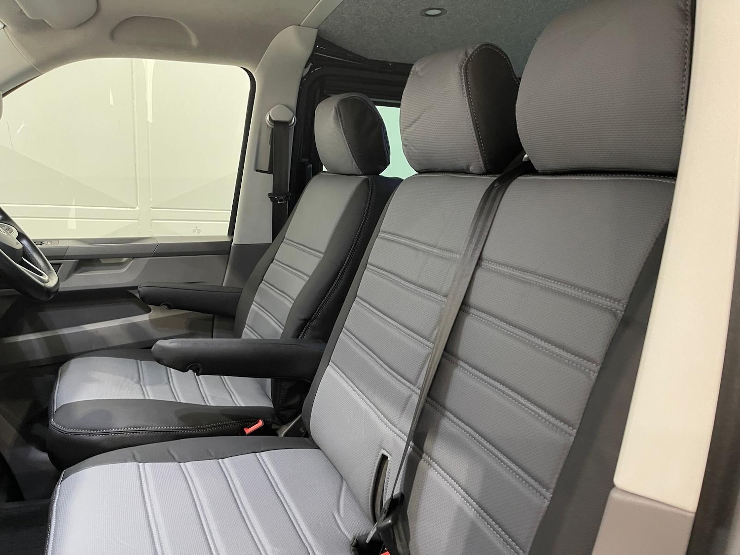 Used Volkswagen Transporter 2020 for sale - 76398110: Photo 31