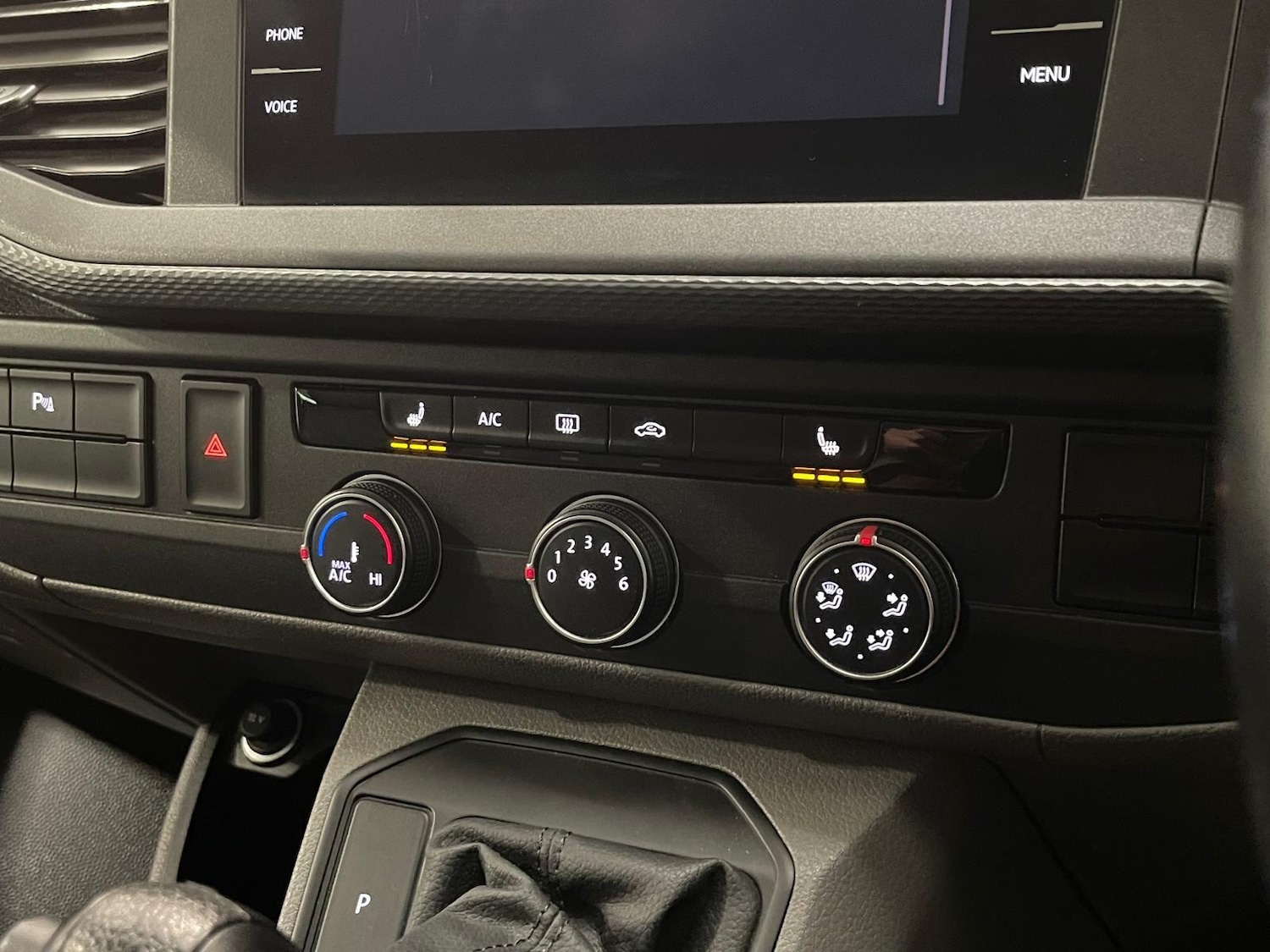 Used Volkswagen Transporter 2020 for sale - 76398110: Photo 76