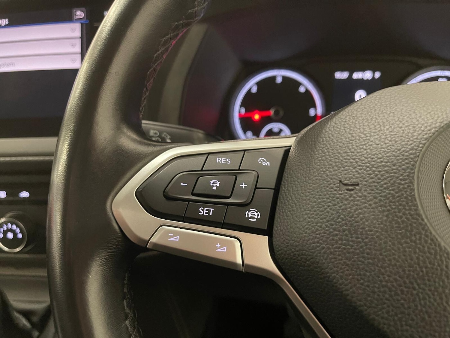 Used Volkswagen Transporter 2020 for sale - 76398110: Photo 78