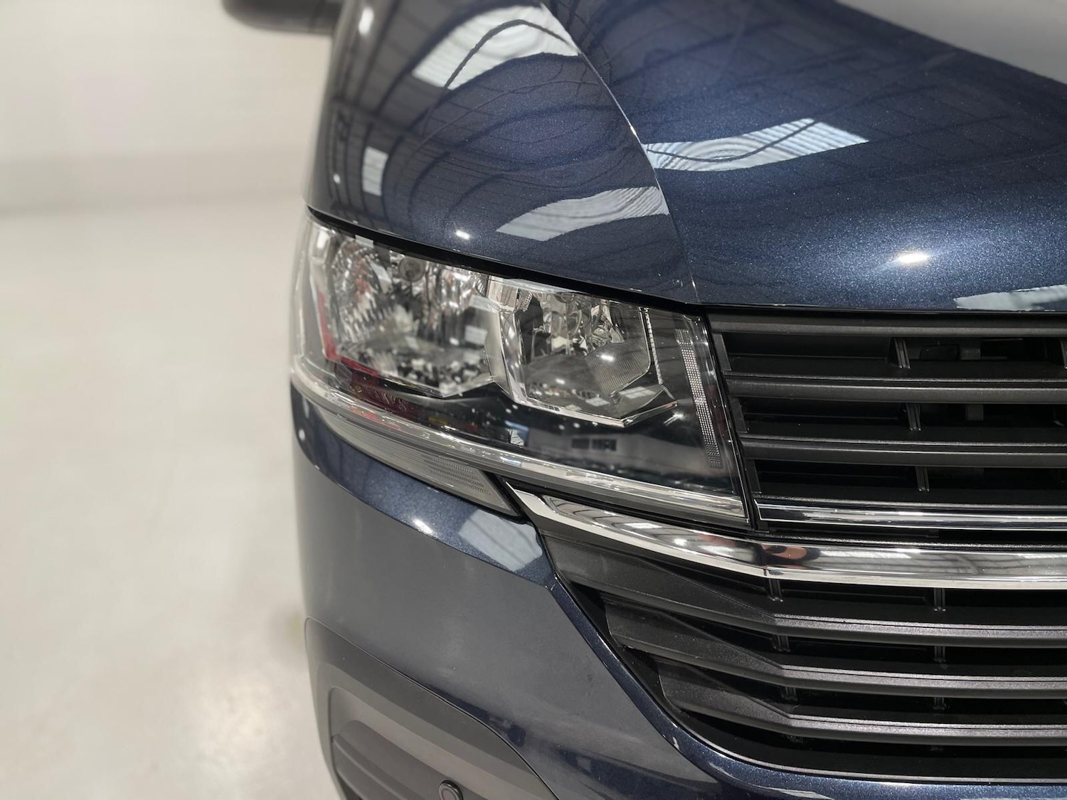 Used Volkswagen Transporter 2020 for sale - 76398110: Photo 95