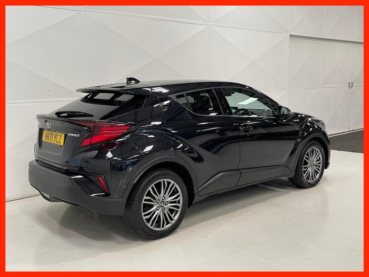 Used Toyota C-HR 2021 for sale - 76397912: Photo 3