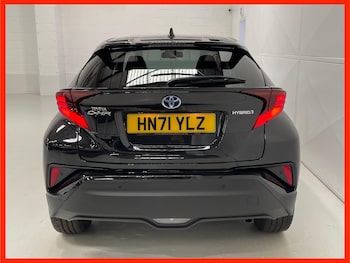 Used Toyota C-HR 2021 for sale - 76397912: Photo
