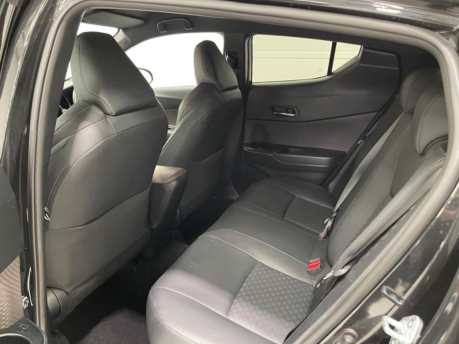 Used Toyota C-HR 2021 for sale - 76397912: Photo 95