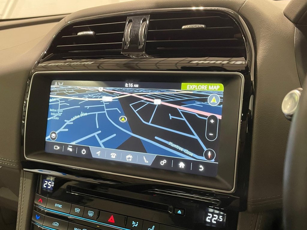 Used Jaguar F-Pace 2018 for sale - 77451879: Photo 13