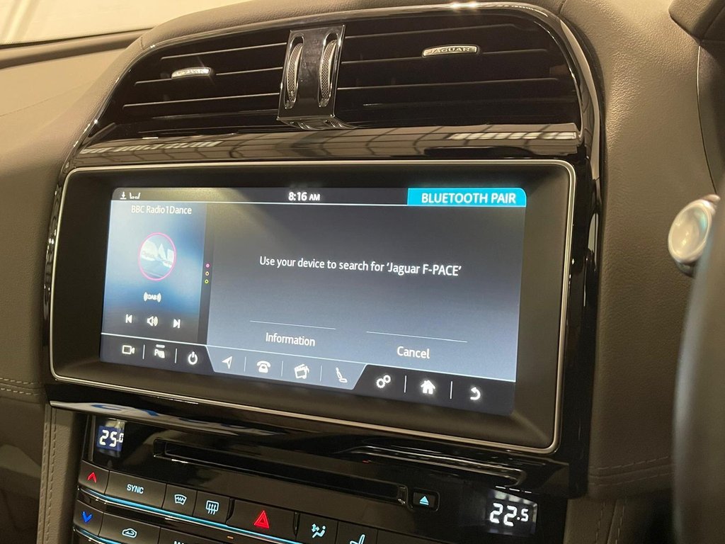 Used Jaguar F-Pace 2018 for sale - 77451879: Photo 15