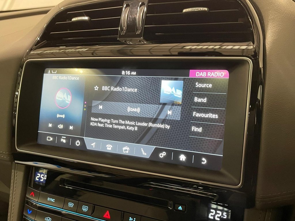 Used Jaguar F-Pace 2018 for sale - 77451879: Photo 16