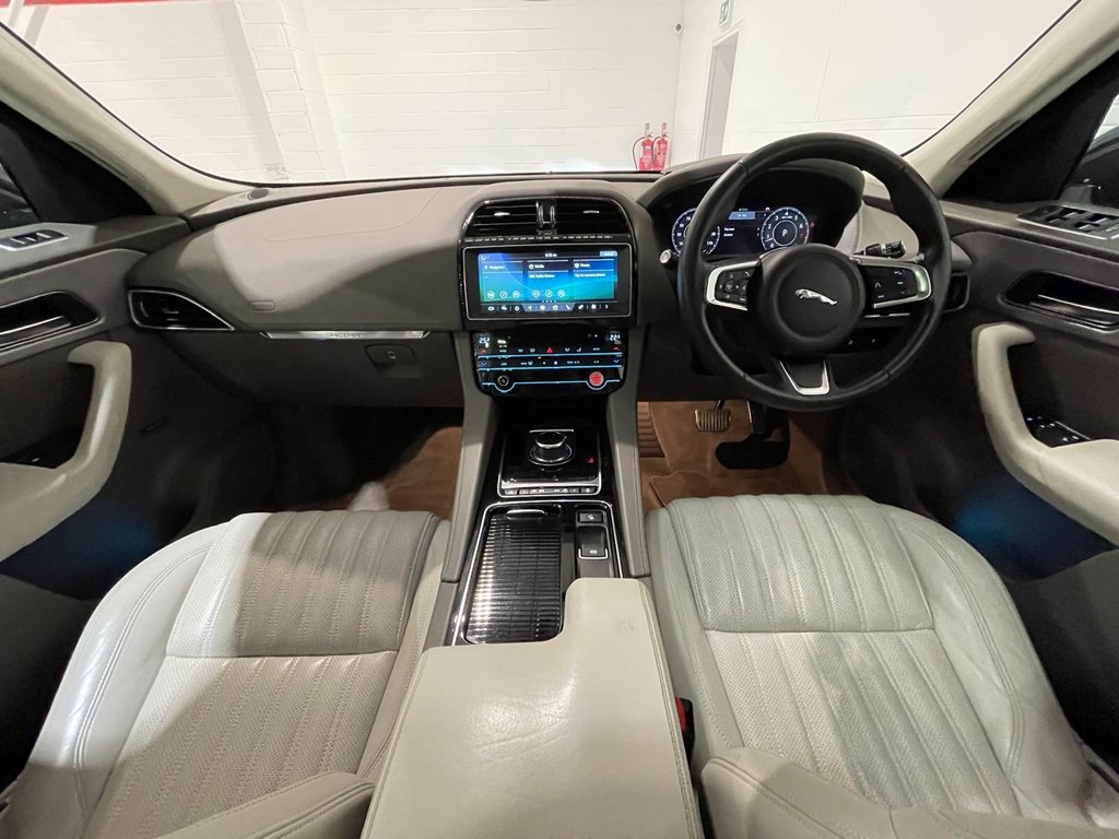 Used Jaguar F-Pace 2018 for sale - 77451879: Photo 35