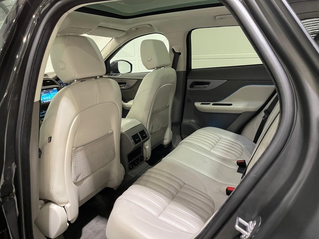 Used Jaguar F-Pace 2018 for sale - 77451879: Photo 40