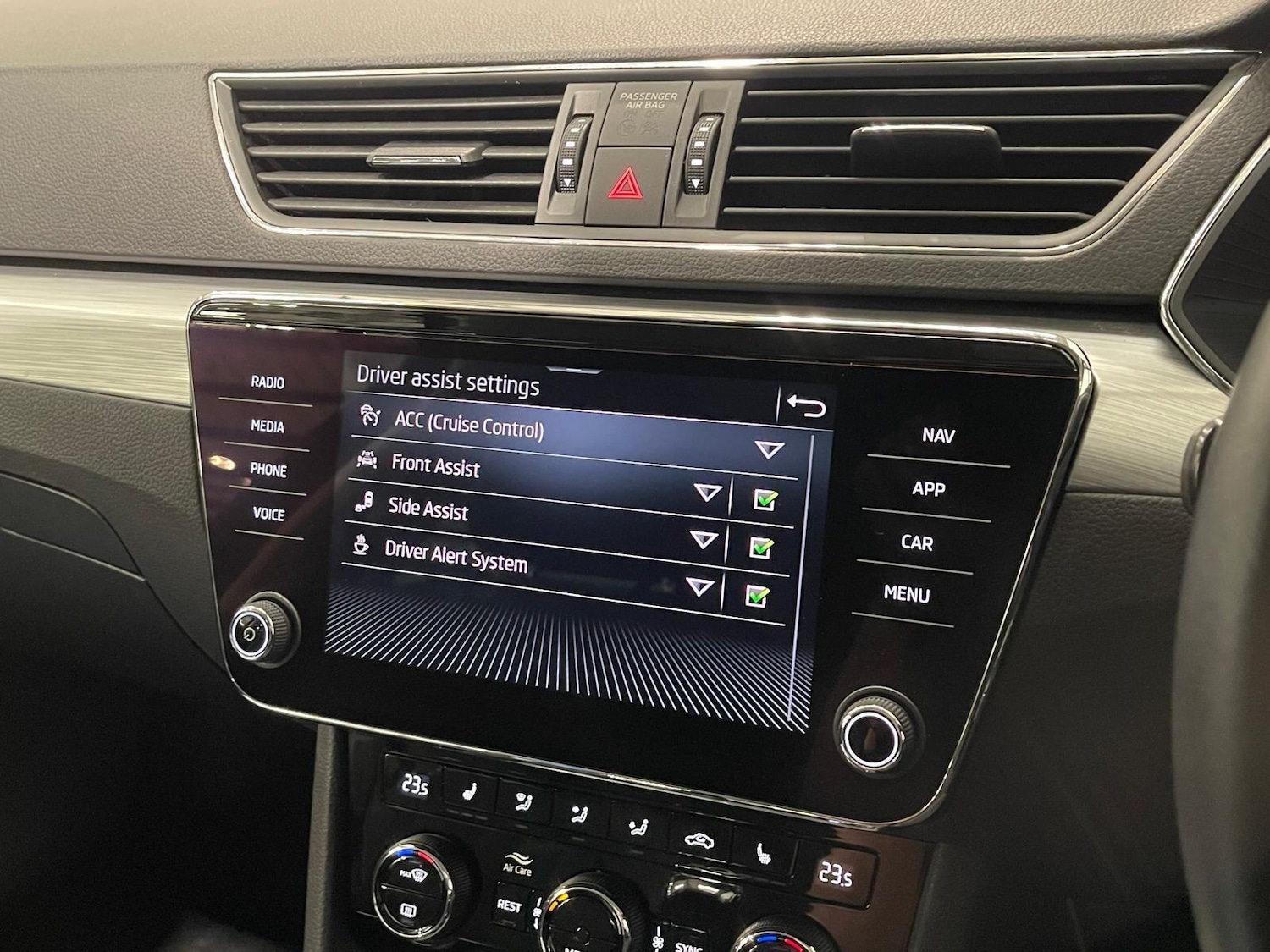 Used Skoda Superb 2021 for sale - 76398924: Photo 15