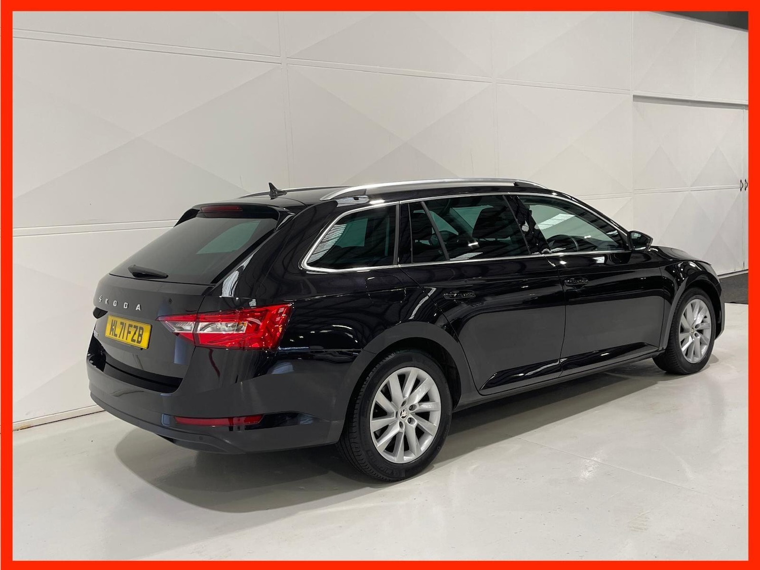 Used Skoda Superb 2021 for sale - 76398924: Photo 3