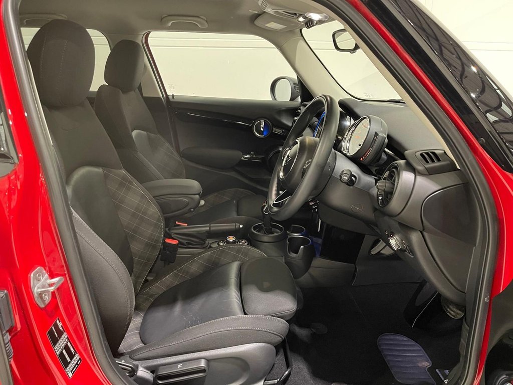 Used MINI Hatch 2019 for sale - 77122276: Photo 26