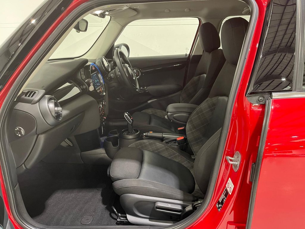 Used MINI Hatch 2019 for sale - 77122276: Photo 30