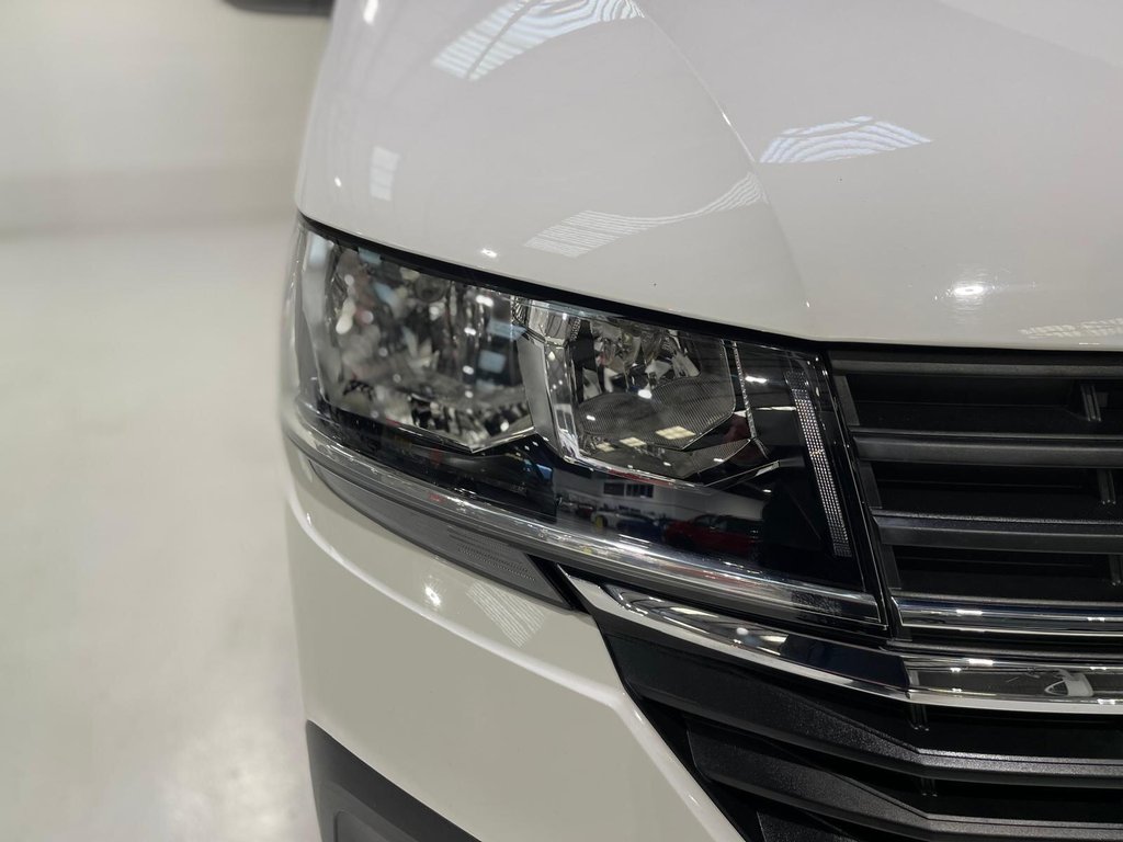 Used Volkswagen Transporter 2023 for sale - 77620921: Photo 41