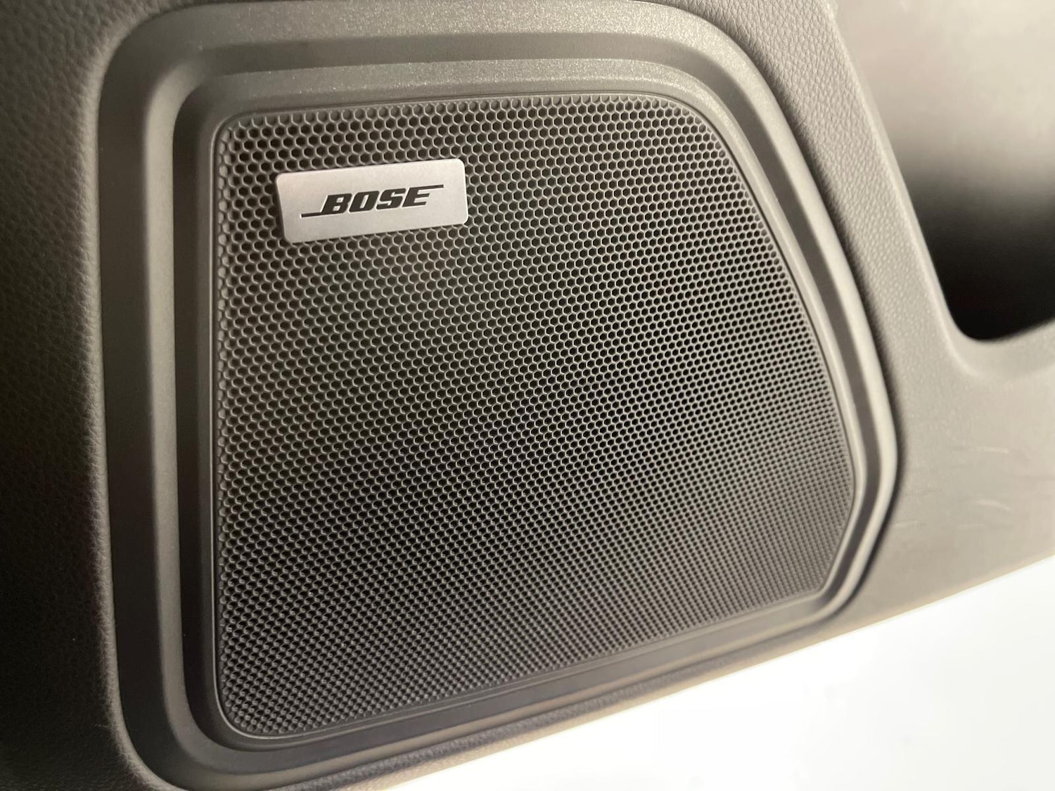 Used Porsche Macan 2018 for sale - 76399333: Photo 100