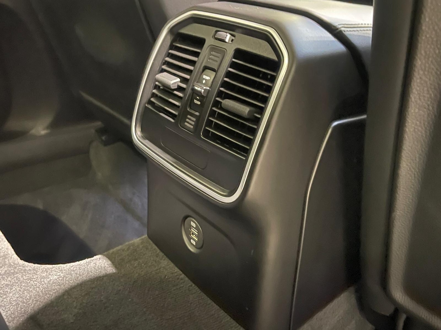 Used Porsche Macan 2018 for sale - 76399333: Photo 42