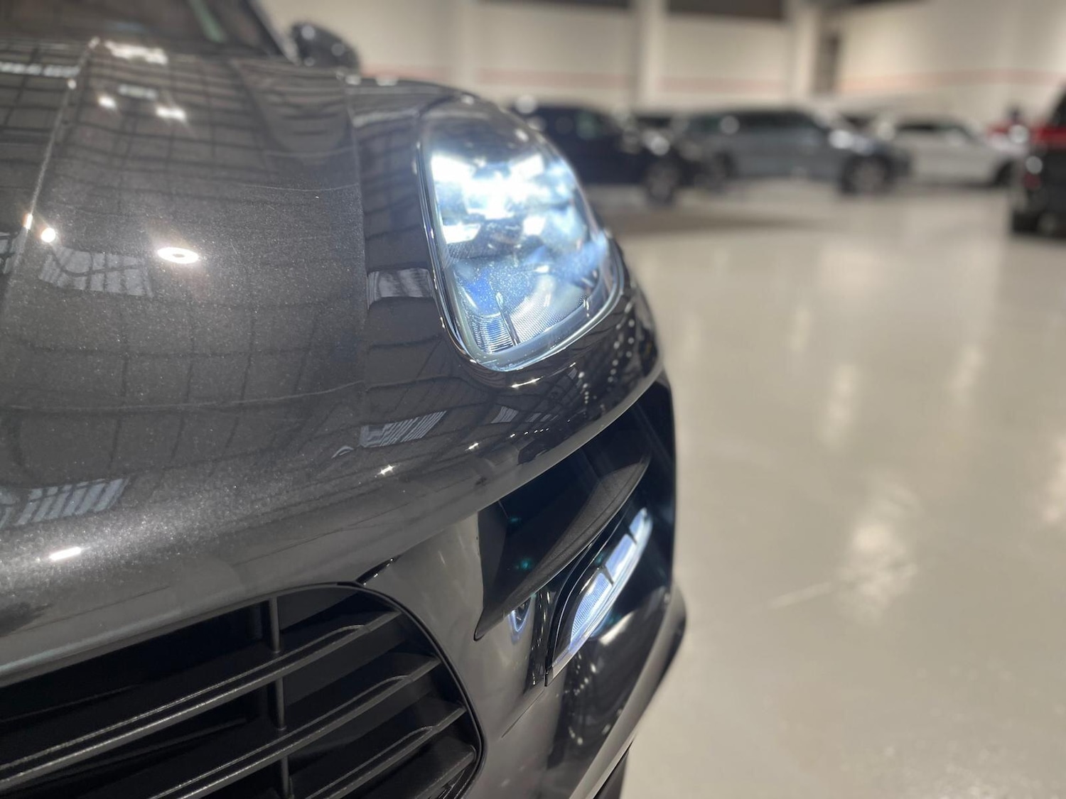 Used Porsche Macan 2018 for sale - 76399333: Photo 48