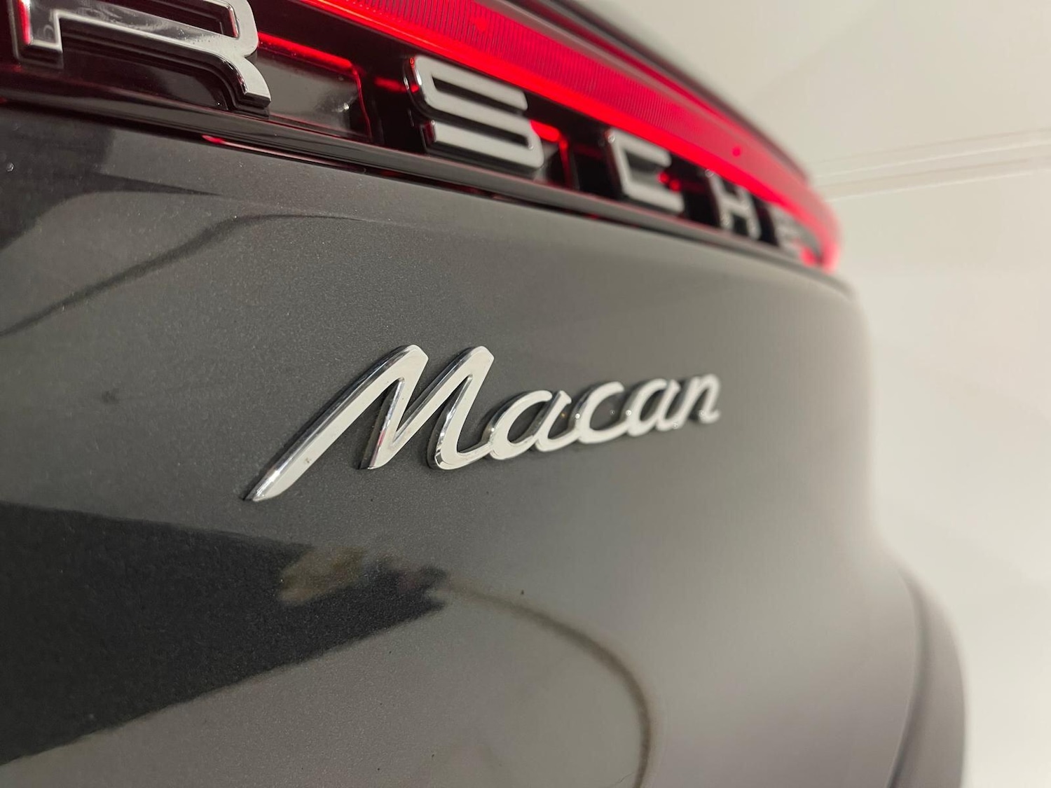 Used Porsche Macan 2018 for sale - 76399333: Photo 51