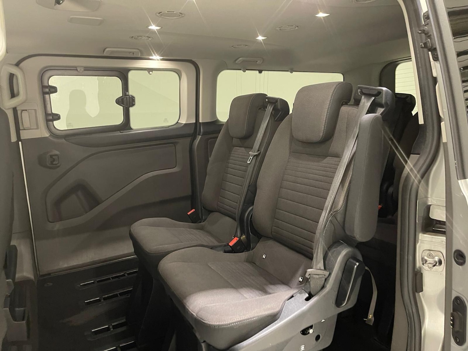 Used Ford Tourneo Custom 2020 for sale - 76398477: Photo 30