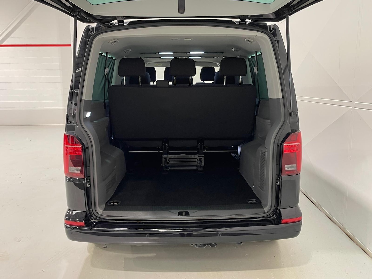 Used Volkswagen Transporter Shuttle 2022 for sale - 76399331: Photo 47