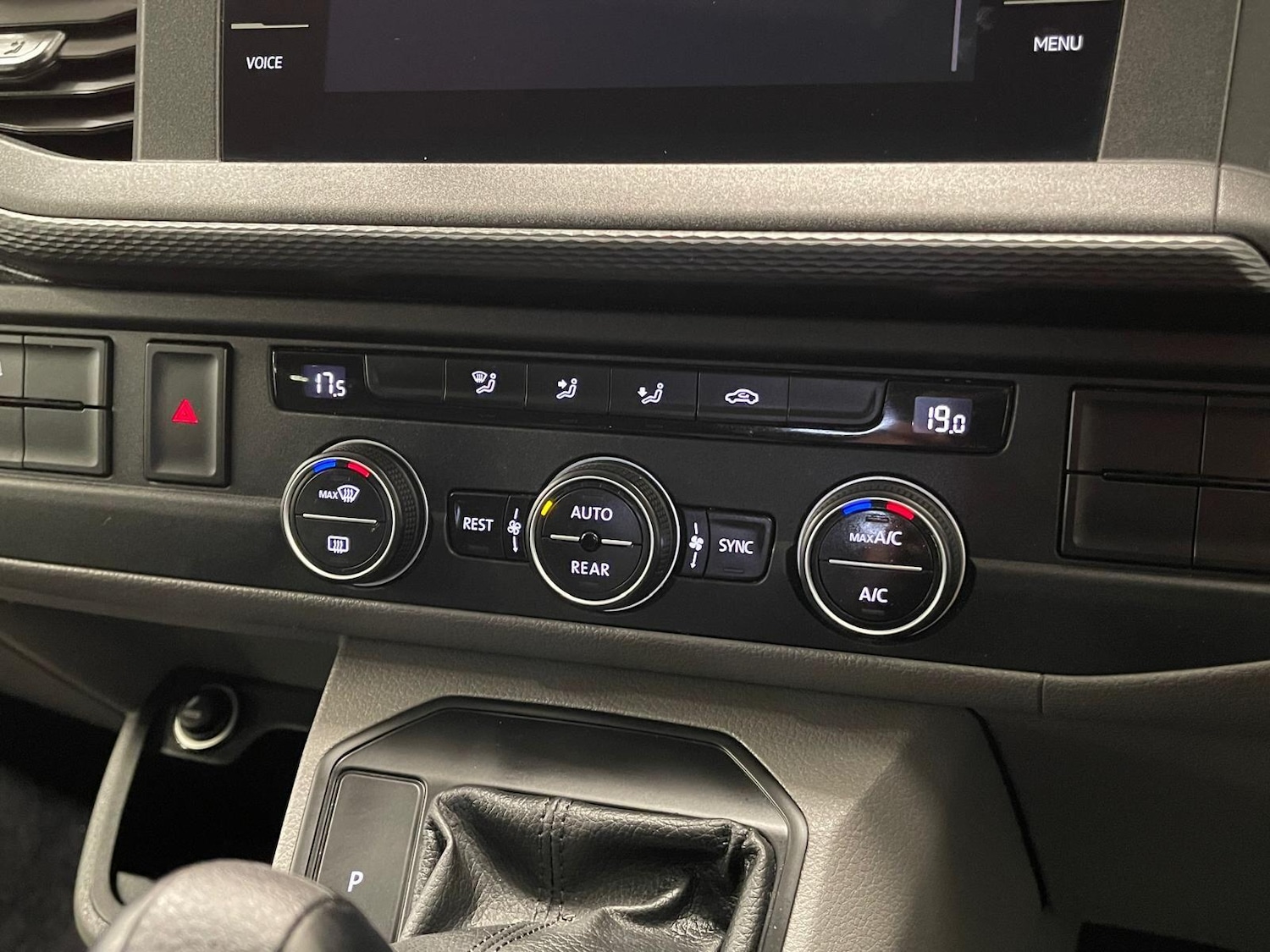 Used Volkswagen Transporter Shuttle 2022 for sale - 76399331: Photo 75