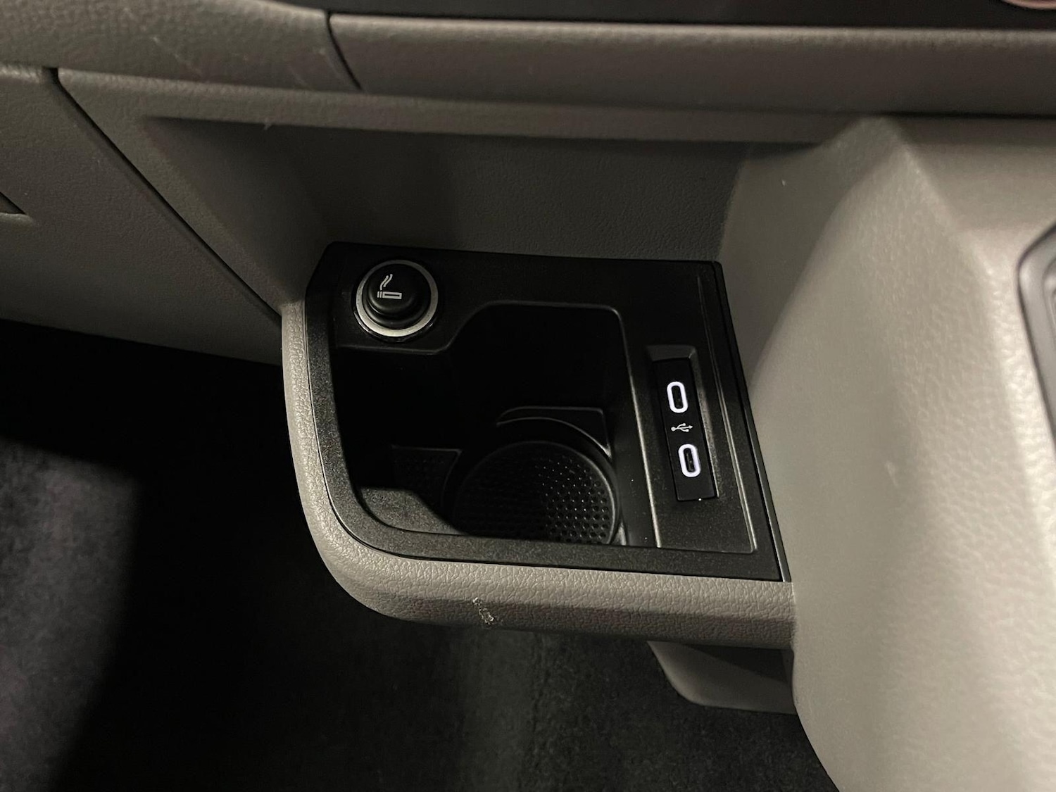 Used Volkswagen Transporter Shuttle 2022 for sale - 76399331: Photo 76