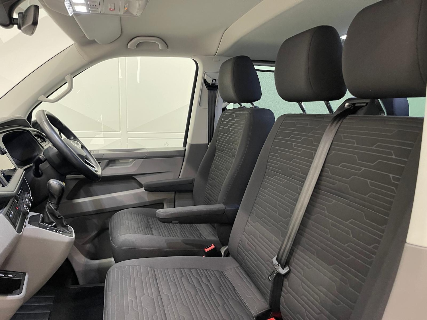 Used Volkswagen Transporter Shuttle 2022 for sale - 76399331: Photo 85