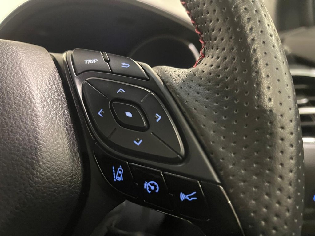 Used Toyota C-HR 2023 for sale - 76496122: Photo 26