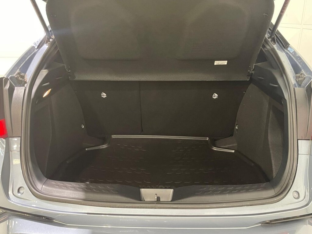 Used Toyota C-HR 2023 for sale - 76496122: Photo 49
