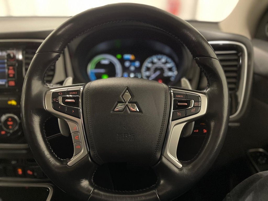 Used Mitsubishi Outlander 2017 for sale - 77110756: Photo 12