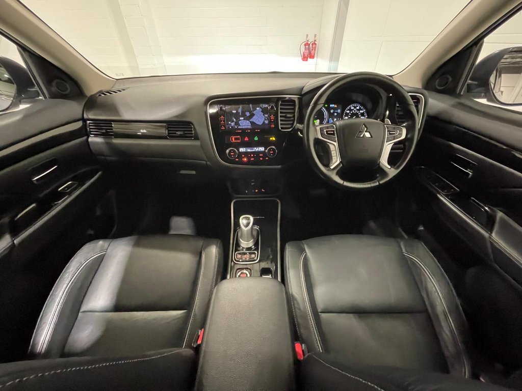 Used Mitsubishi Outlander 2017 for sale - 77110756: Photo 27