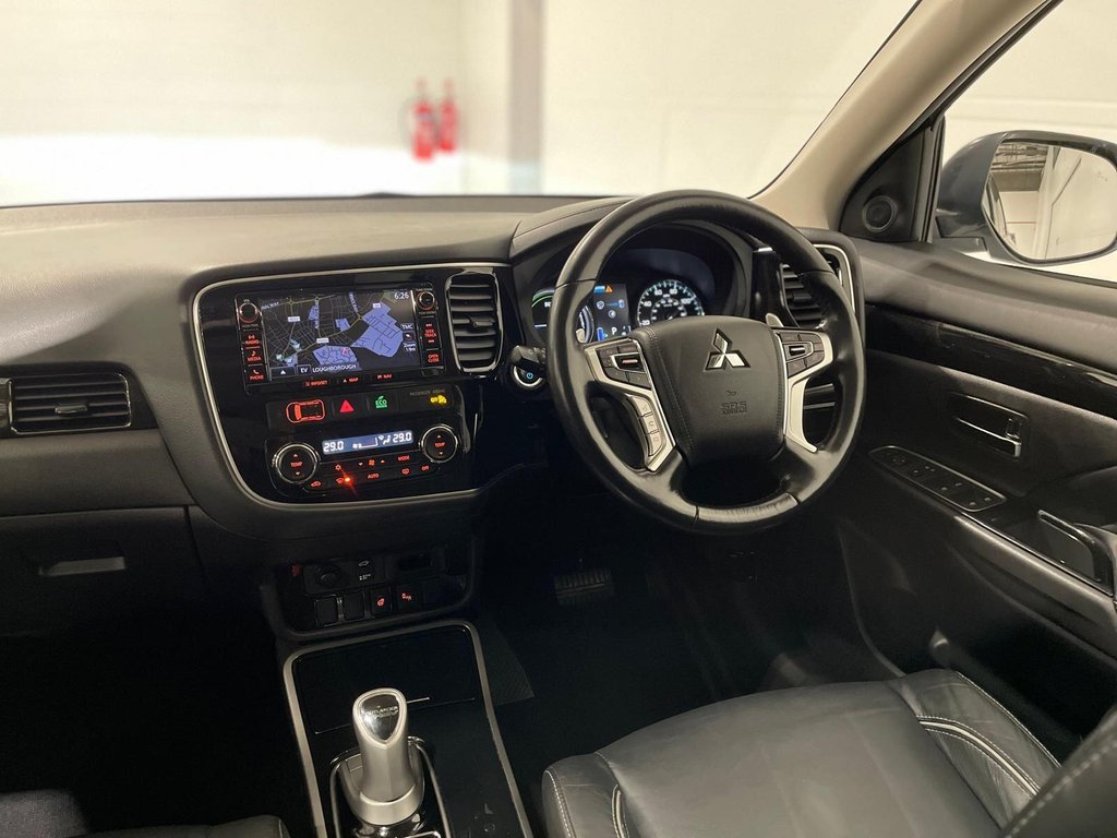 Used Mitsubishi Outlander 2017 for sale - 77110756: Photo 30