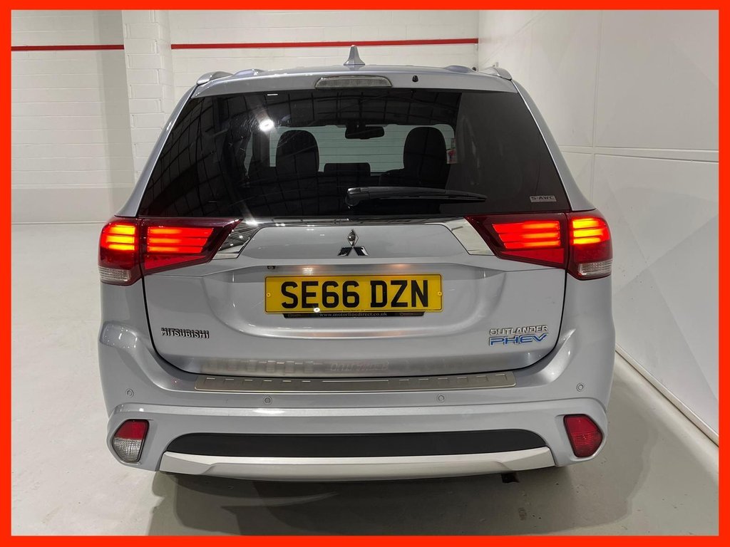 Used Mitsubishi Outlander 2017 for sale - 77110756: Photo 4