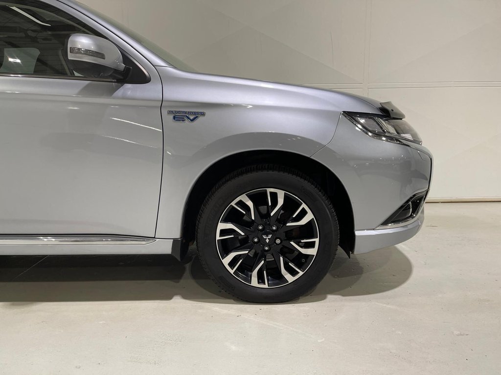 Used Mitsubishi Outlander 2017 for sale - 77110756: Photo 41